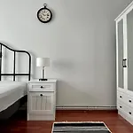 Merkezi Konumda Klimali Aile Dostu Daire