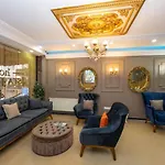 Ista Palace Hotel
