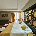 Vvr Hotel