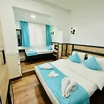 La Maison Bleue