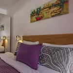 Piccolo Suite