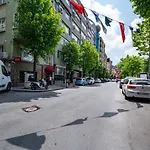 Evin Suit Hotel
