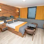 F&B Suite