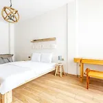 Flat W Balcony 1 Min To Bagdat Avenue In Kadikoy