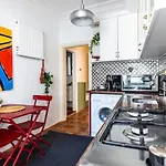 Unique Flat W Balcony 5 Min To Istiklal Street