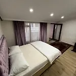 Amazing 1 Bedroom Penthouse Apartment With Large Terrace In Sisli