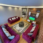 Cozy Place In Heart Of Taksim