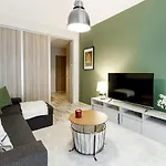 Exquisite And Spacious Flat In Central Nisantasi