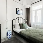 Modern Flat 5 Min To Galata Tower In Istiklal Ave