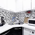 Convenient Flat 15 Min To Bagdat Avenue