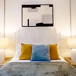Chic Flat 5 Min To Galata Tower In Istiklal Ave