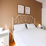 Gorgeous Apartment With Central Location In Sisli