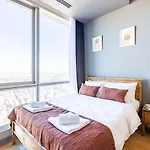 Studio Flat With Panoramic City View In Atasehir