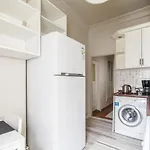 Chic And Cozy Flat Near Istiklal Street In Beyoglu