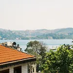 Modern Flat With Sea View In Bebek