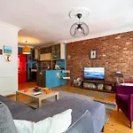 200M To Galataport 2Br With Fast Wi-Fi