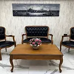 Rexee Hotel