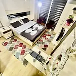Taksim Center Luxury Hotel