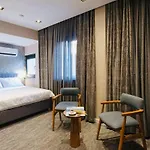 Rexee Hotel