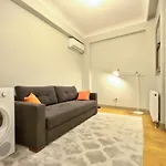 New Build With Modern Amenities And Balcony