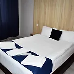 Palace Suit Hotel