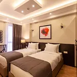 Lilium Luxury Suites