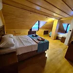 Antique Pearl Hotel
