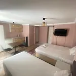 Apart Reina Prestij