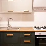 Flat With Closed Balcony 5 Min To Citys Nisantasi