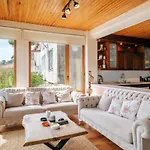 Bosphorus View House With Garden 5 Min To Coast