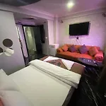 Bakirkoey Macro Suite Otel