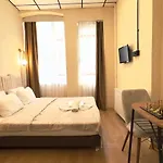 Golden Door Hotel