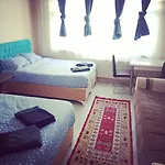 Taksim Apart Suit