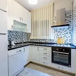 Central Flat Near Top Attractions In Nisantasi