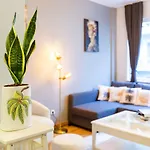 Central Flat Near Top Attractions In Nisantasi