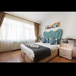 3 Floor Old City 3
