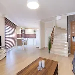 Cihangir Room & Suites