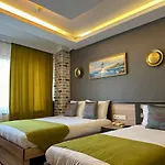 Grand Seigneur Hotel Old City