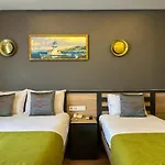 Grand Seigneur Hotel Old City