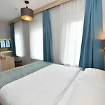 Andi Hotel