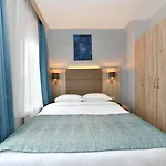 Andi Hotel