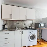 Pin Exclusive 1 Bd Taksim A4