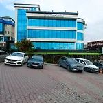 B\'Istanbul Hotel