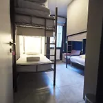 Gafa Garden Hostel & Apartments - Great Location