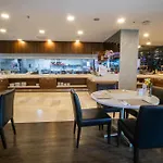 Ramada Encore Istanbul Kartal