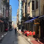 Konak Suite In The Bar Street