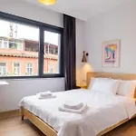Mayer Tomtom Park Suites