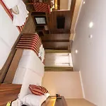 Vision Deluxe Hotel