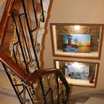 Kuzgun House