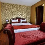 Hotel Santa Hill